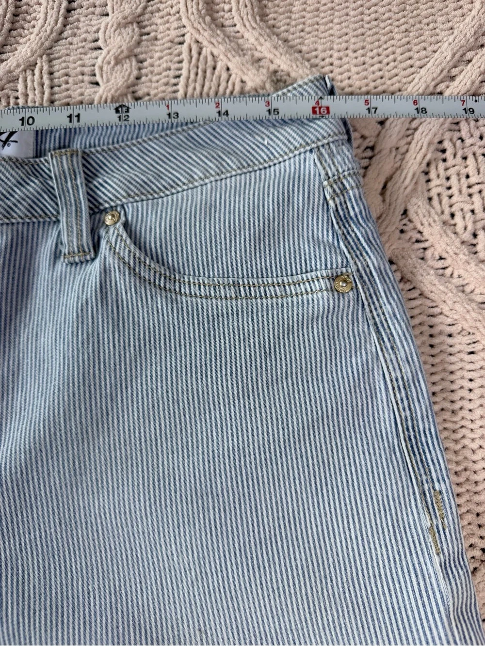 Seven7 Light Blue Pinstriped Denim Shorts size 6